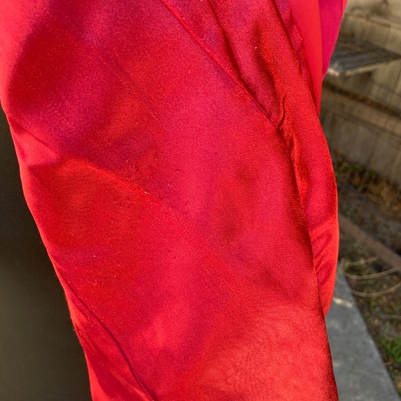 Large Red Satin Finish Trench Coat by Weatherproof - Picture 11 of 12